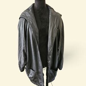 Venezia Vitale Black Leather Jacket Oversized Cocoon 18 20 Plus
34 inches long